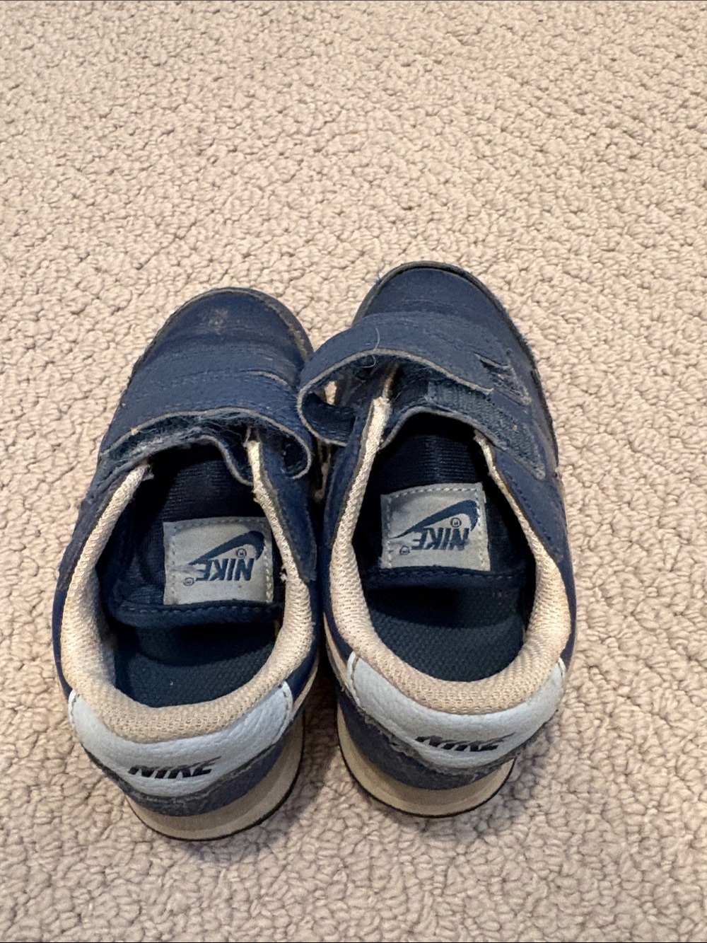 Nike Kids Navy and Cream Velcro Sneakers